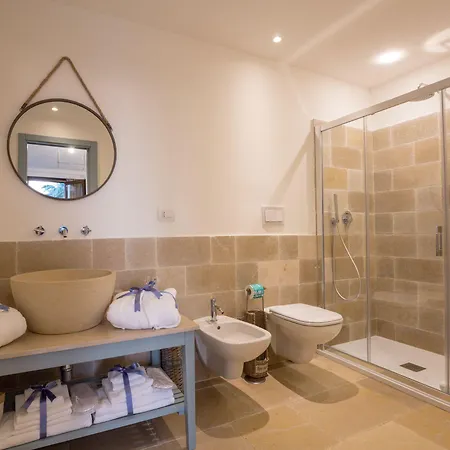 Bed and breakfast Romantic Relais 4*