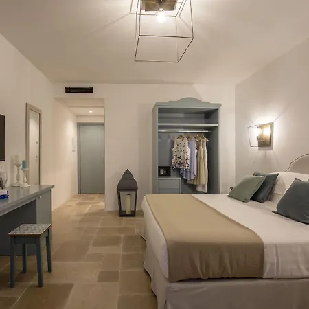 ベッド・アンド・ブレックファスト Romantic Relais 4*